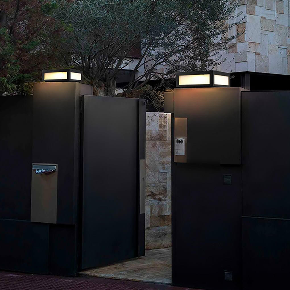 Square Pillar Lights Black Outdoor LED Metal Fixture