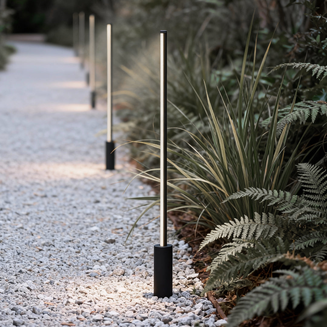 Contemporary Outdoor Floor Lamps Waterproof LED Linear Lamp