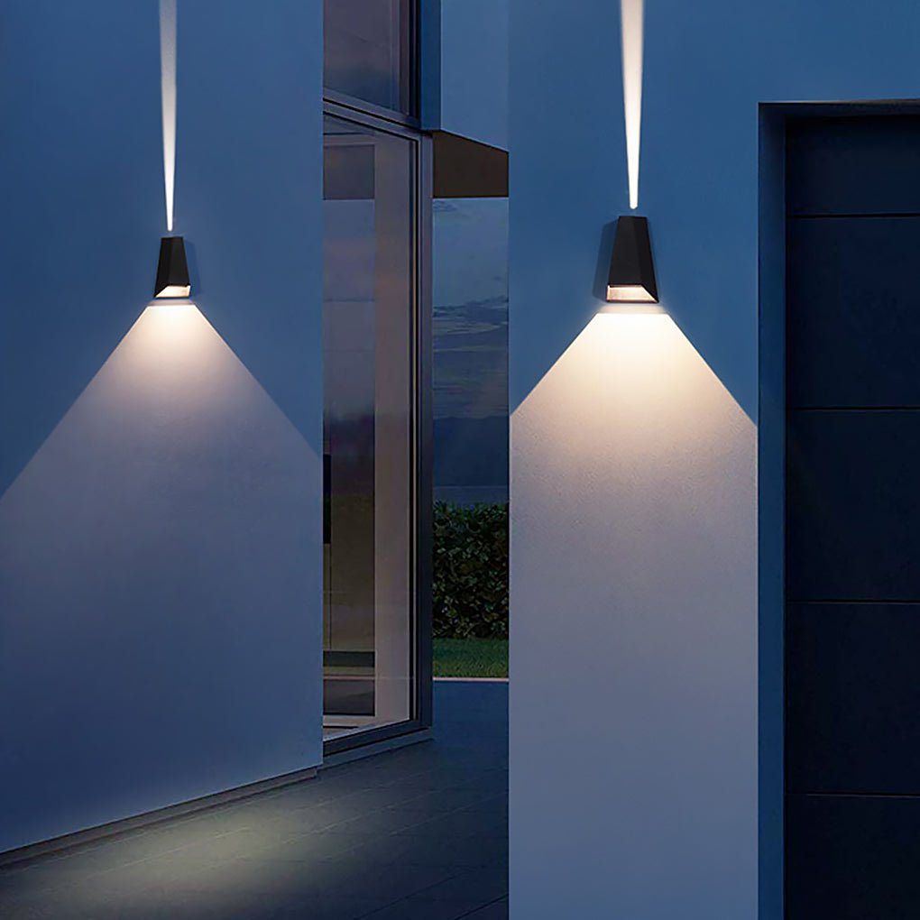 Black up down Outdoor Wall Lights Modern LED Creative Lamp