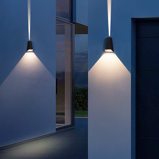 Black up down Outdoor Wall Lights Modern LED Creative Lamp