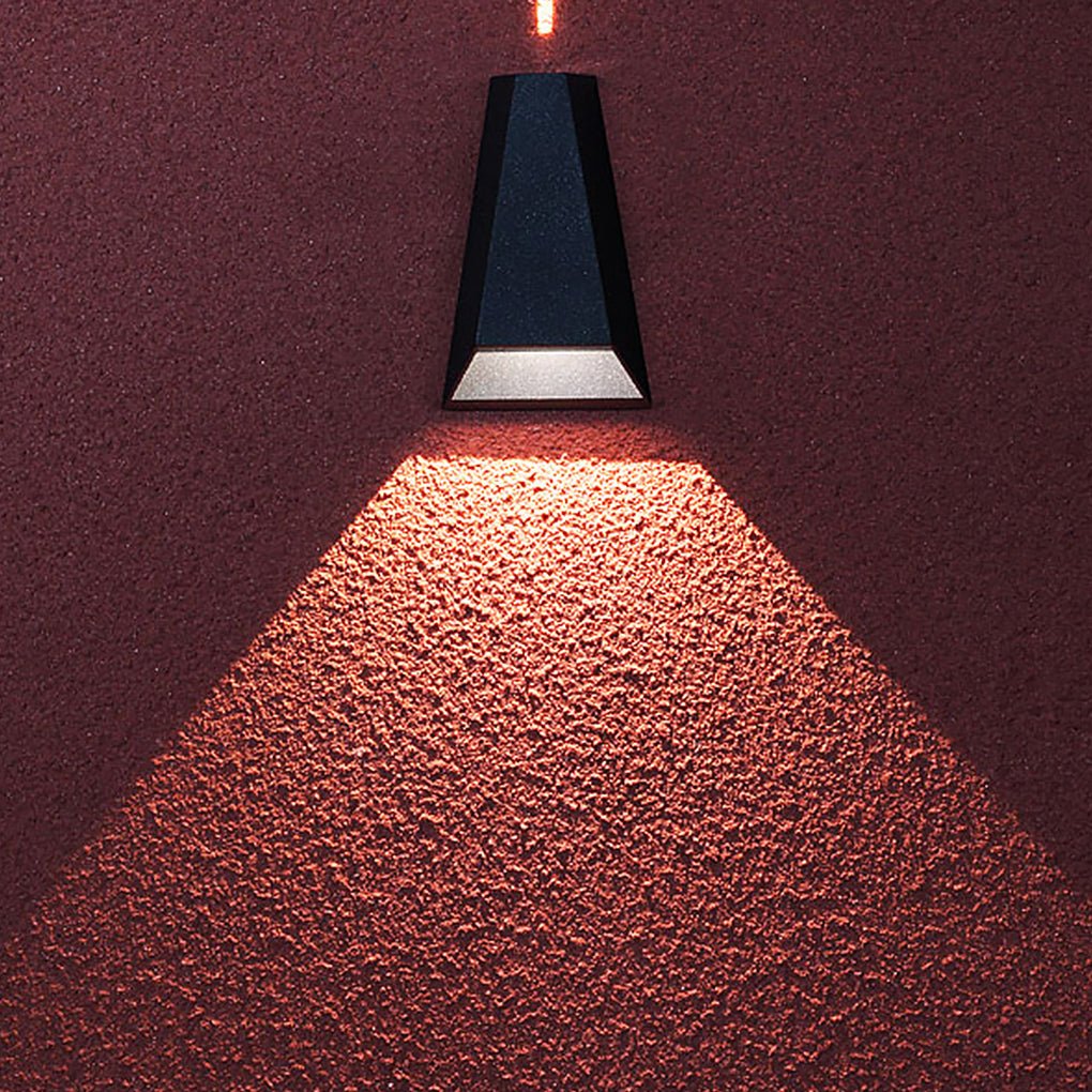 Black up down Outdoor Wall Lights Modern LED Creative Lamp