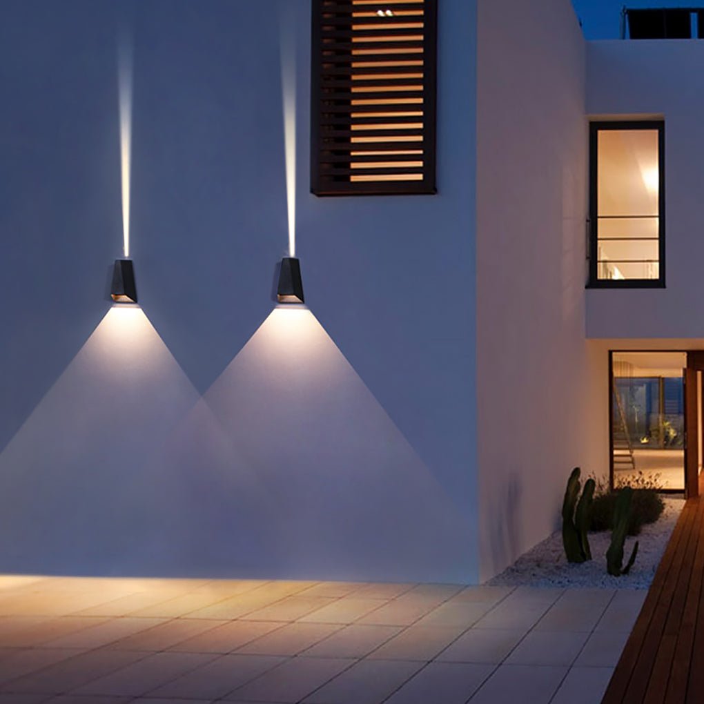 Black up down Outdoor Wall Lights Modern LED Creative Lamp