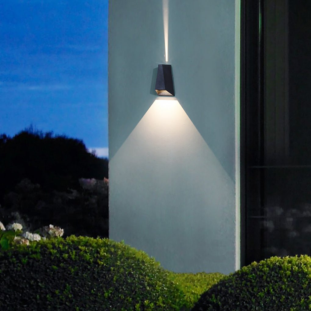 Black up down Outdoor Wall Lights Modern LED Creative Lamp