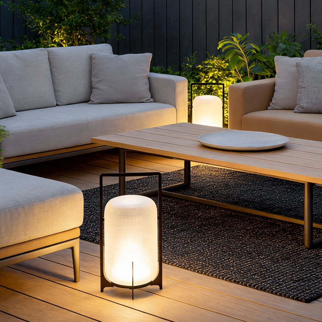 Outdoor Modern Handle Lantern Modern Waterproof LED Light