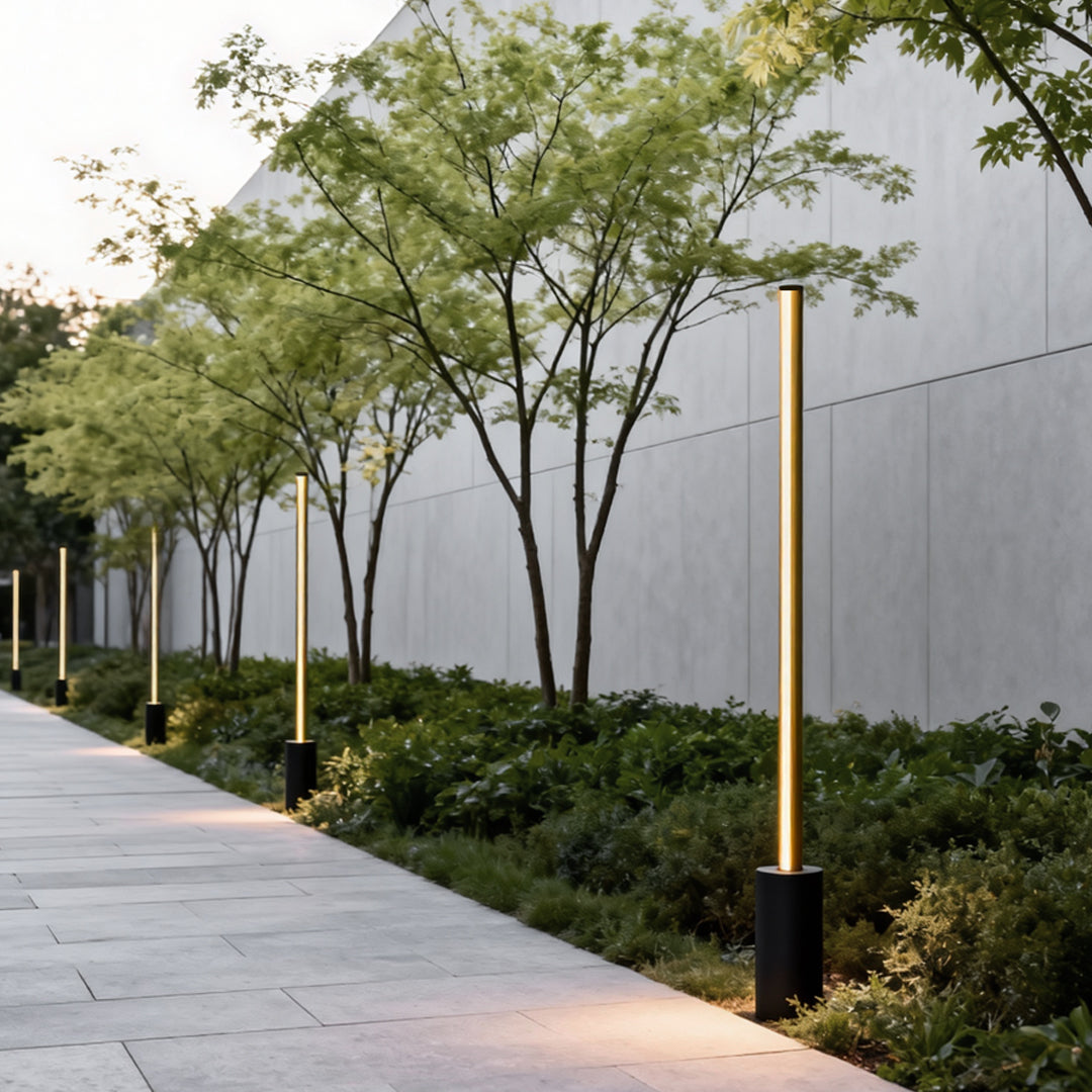 Contemporary Outdoor Floor Lamps Waterproof LED Linear Lamp