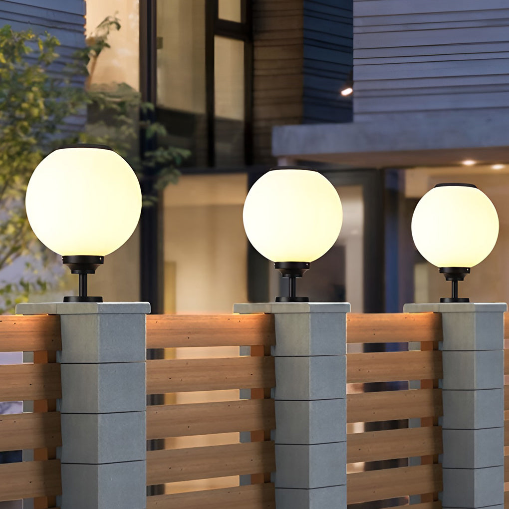 Outdoor Gate Pillar Lights Waterproof LED Solar Light