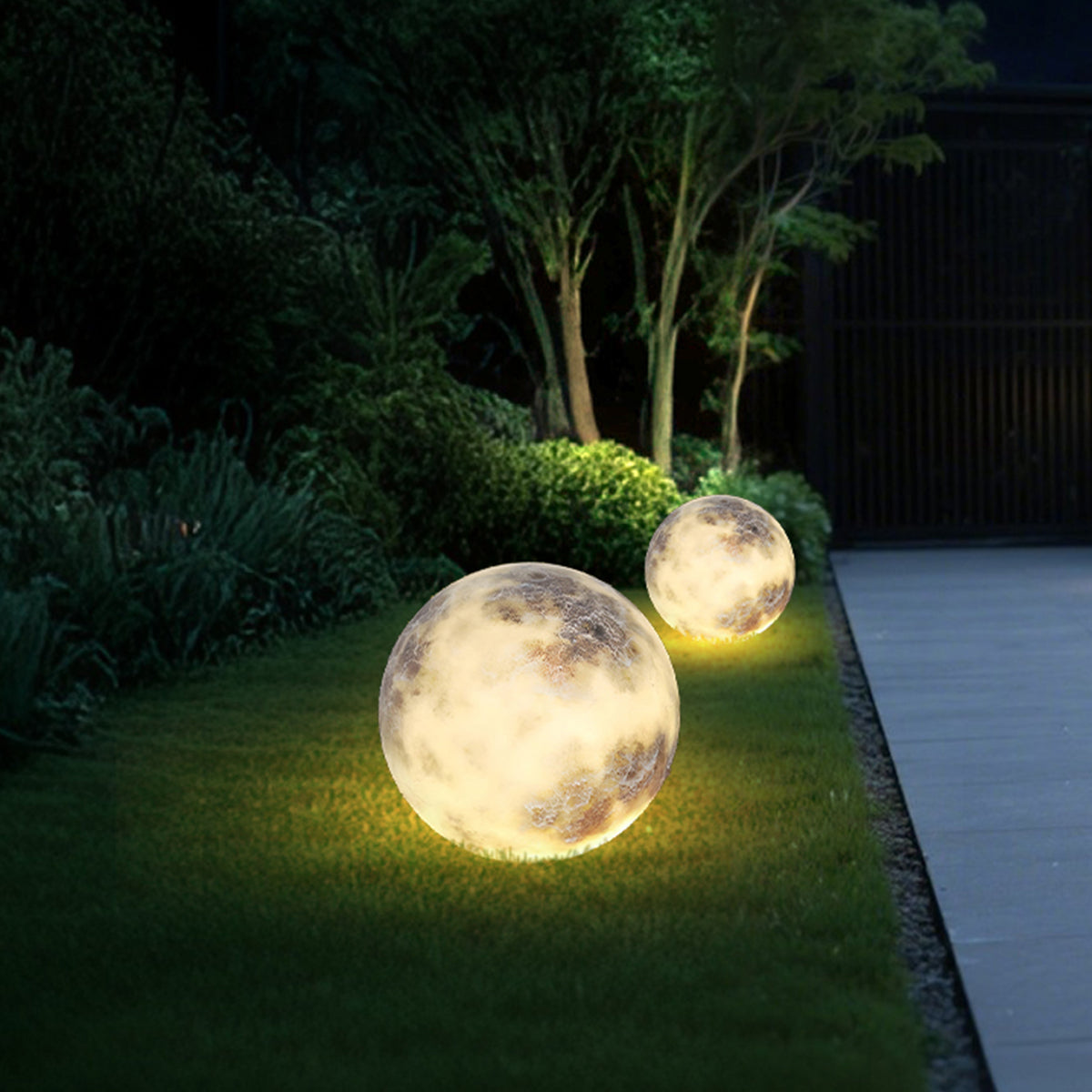 Moon Light Modern Waterproof Outdoor LED Lawn Light