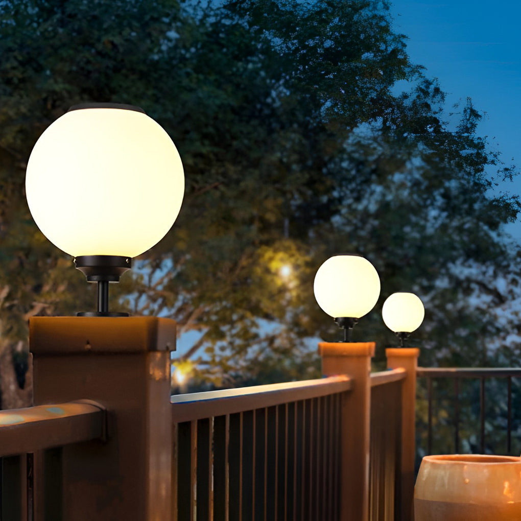 Outdoor Gate Pillar Lights Waterproof LED Solar Light