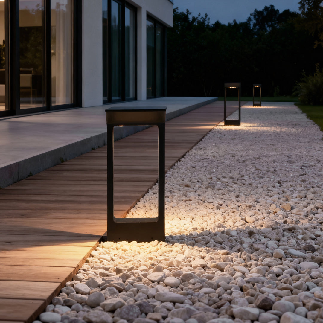 Solar Pathway Outdoor Lamp Elegant LED Aluminum Light