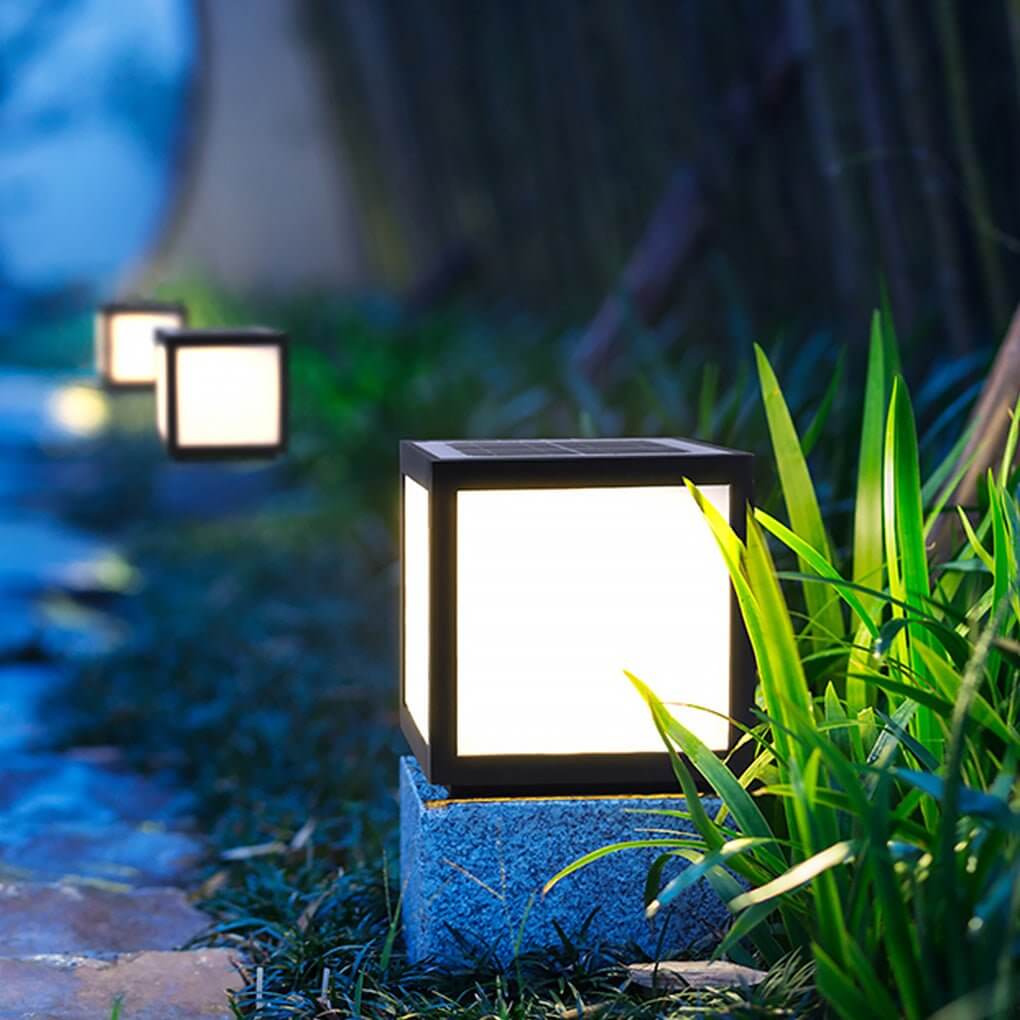 Square Pillar Lights Black Outdoor LED Metal Fixture