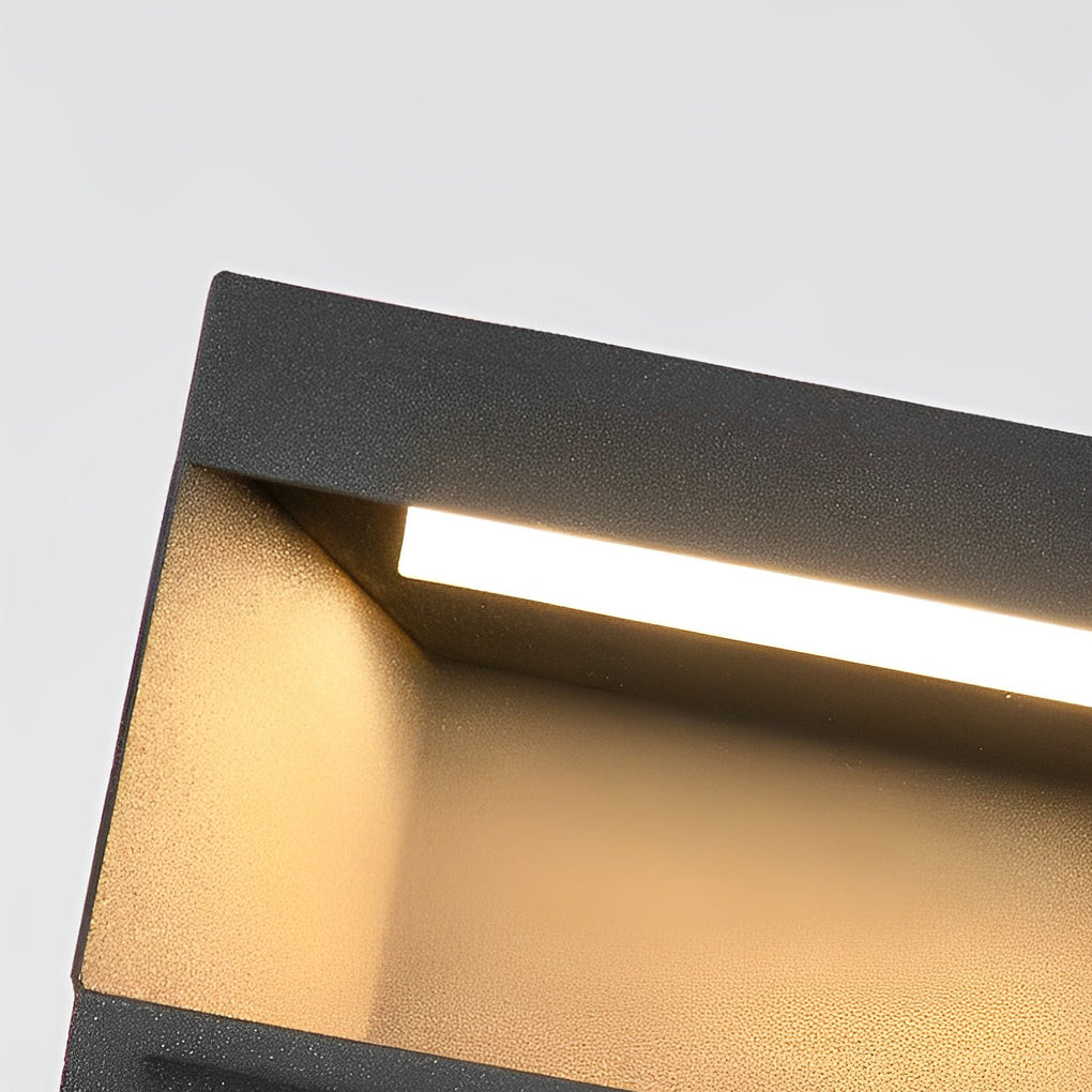 Square Solar Deck Lights Industrial Black LED Outdoor Landscape Light