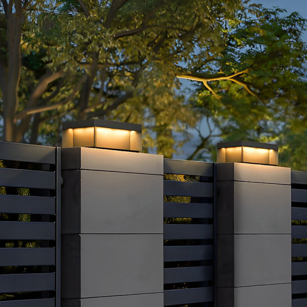 Square Solar Deck Lights Industrial Black LED Outdoor Landscape Light